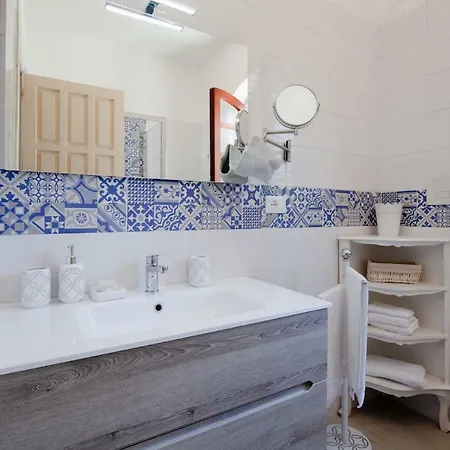 Marecoco Villa *